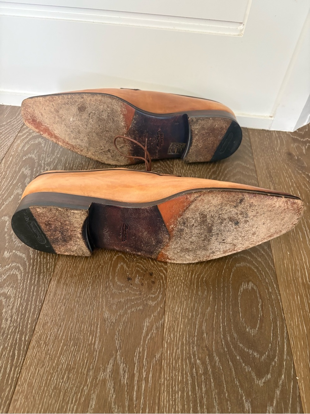 Santoni Men's Tan Burnished Leather Oxford Shoes - Picture 7 of 9